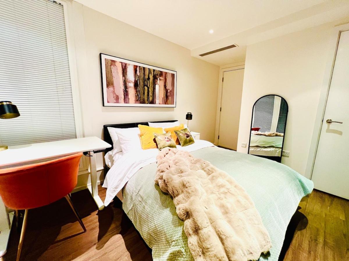 Luxury With Stunning Views In Prime Location - Perfect For Business Or Leisure Londres