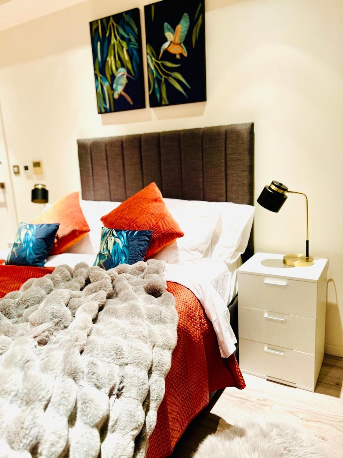 Appartement Luxury With Stunning Views In Prime Location - Perfect For Business Or Leisure Londres
